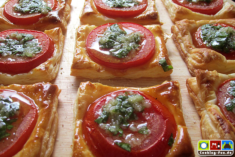 Blätterteig-Tomaten-Snack - Cooking-Fun