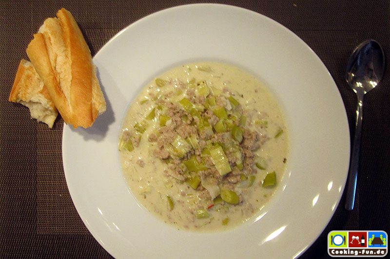 Käse-Lauch-Hack-Suppe