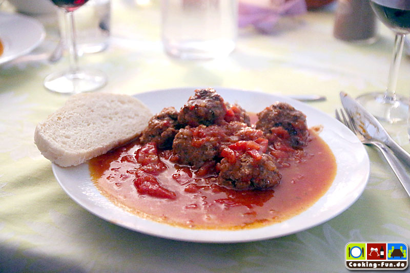 Albóndigas en salsa de tomate