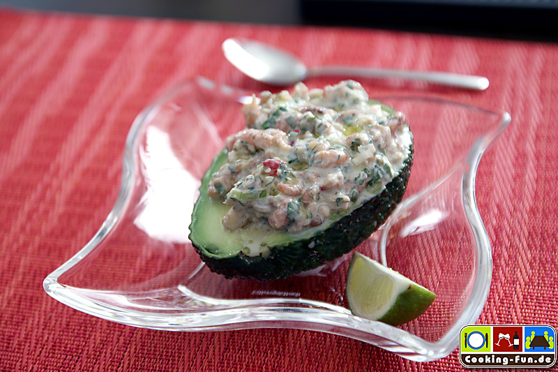 Avocado mit Nordseekrabben